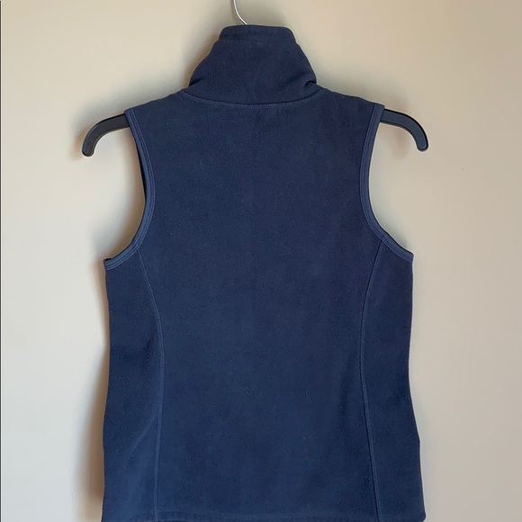 Old navy fleece vest - Picture 5 of 6